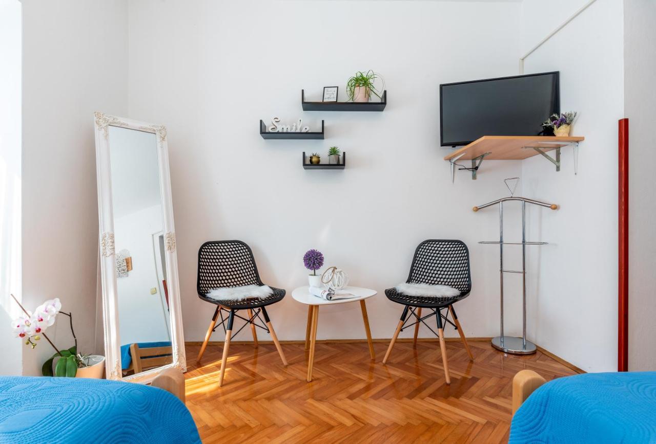 Apartmani Antonija Vozilici Dış mekan fotoğraf